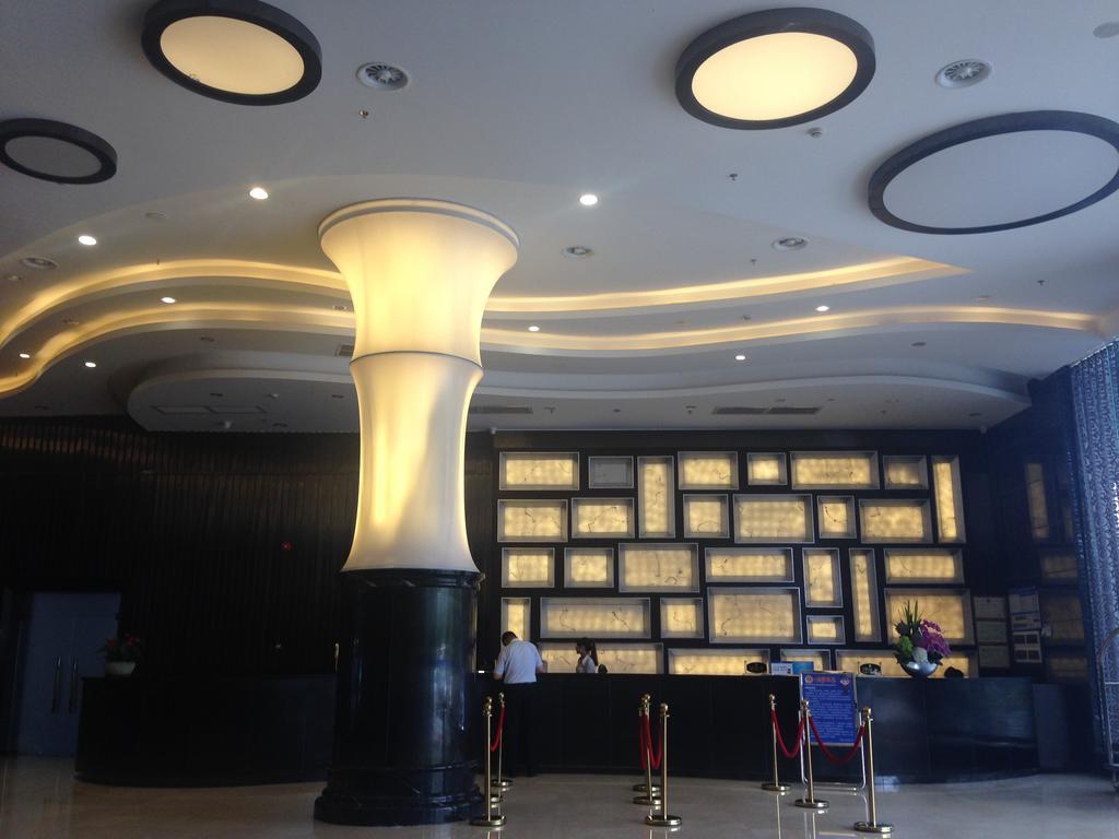 Golden Palm Hotel Zhuhai Exterior foto